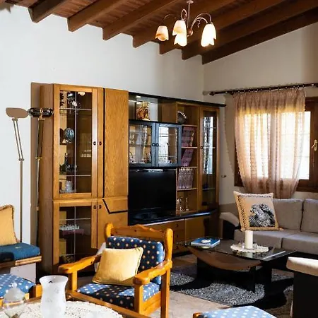 Mary's Country House Near Meteora Holiday home *
