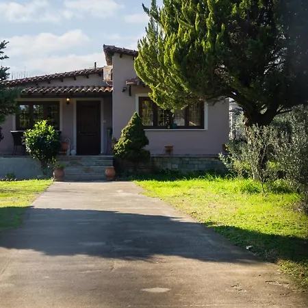Mary's Country House Near Meteora *
